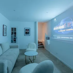 New - Luxeux Avec Cinema Et Sauna Paris